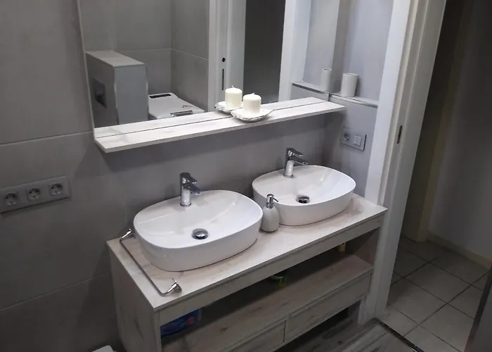 Sur Heated Pool Apartman