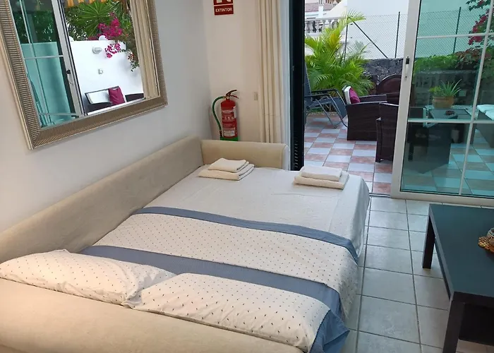 Sur Heated Pool Apartman