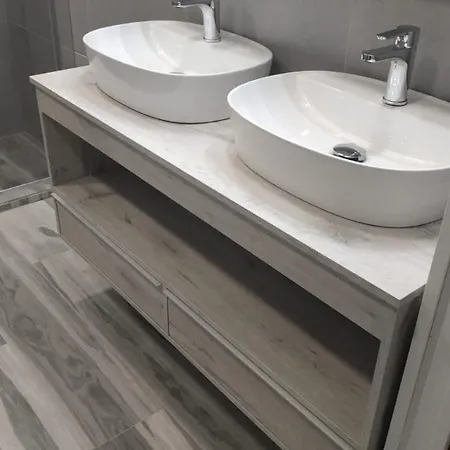 Διαμέρισμα Sur Heated Pool *